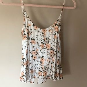American Eagle Floral Flowy Top